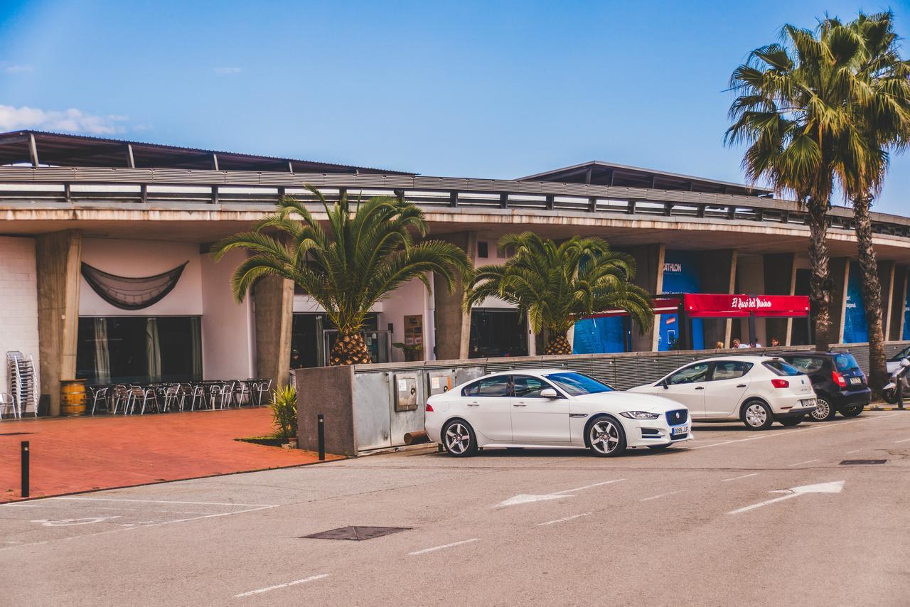 Motor Yacht Boatel Hotel Barcelona Exterior photo